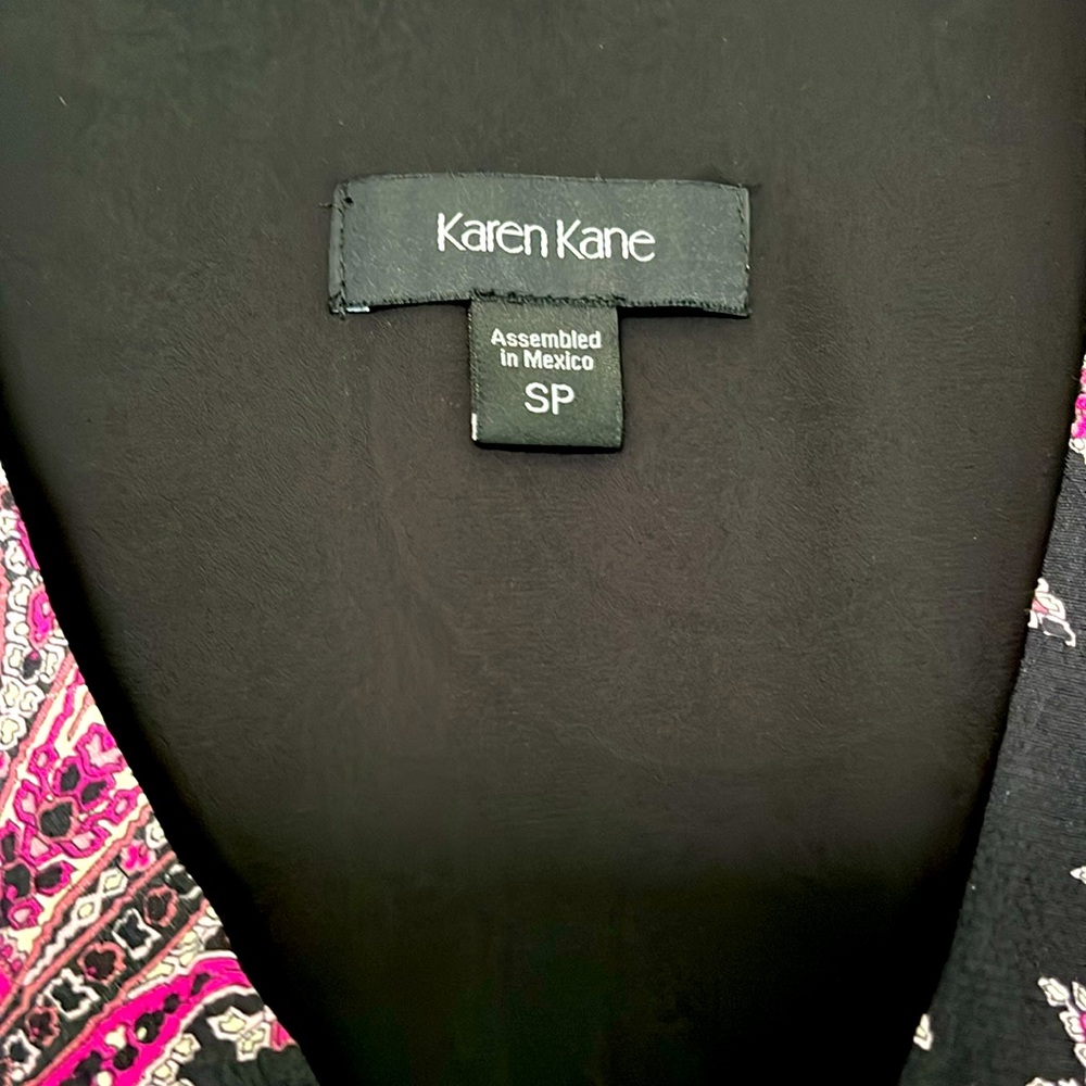 Karen Kane Blouse - Picture 3 of 7